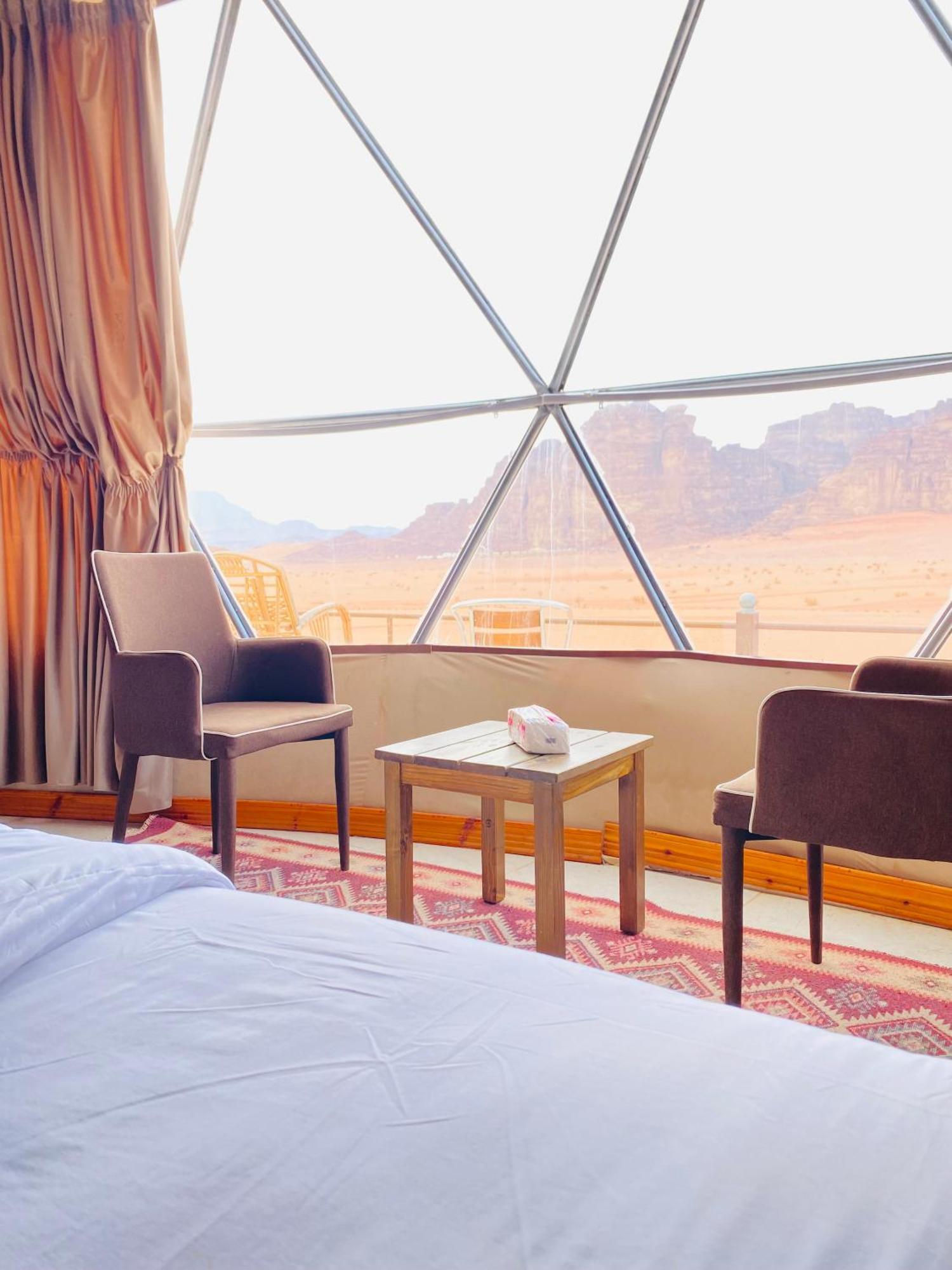 Wadi Rum Eagle Luxury Camp Luaran gambar