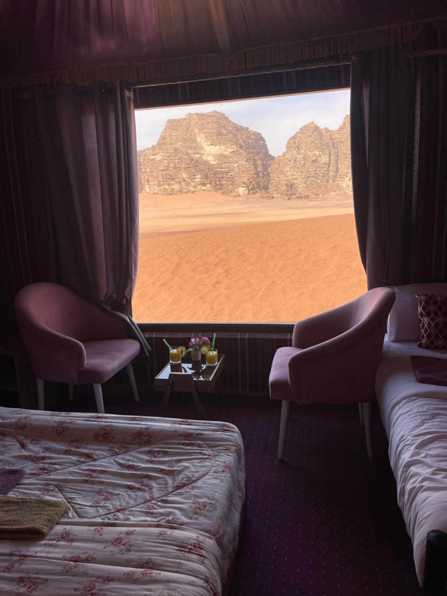 Wadi Rum Eagle Luxury Camp Luaran gambar